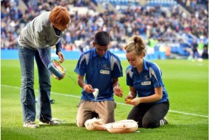 Leicester City, Tigers and Riders Fans Learn How to Save Lives